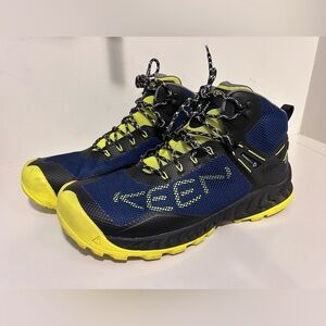 Keen NXIS EVO Pro Mid
Waterproof Men’s